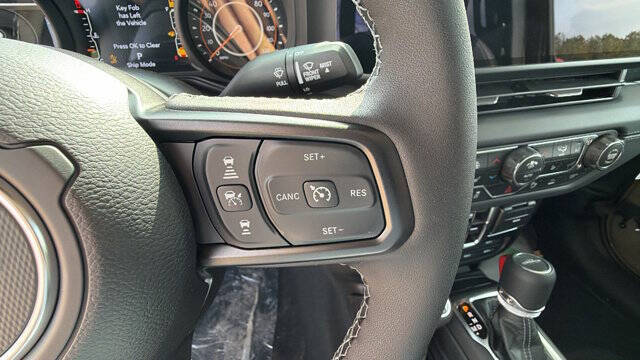 2026 Jeep Gladiator Sahara