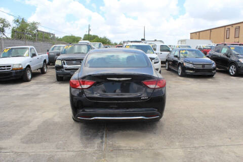 2015 Chrysler 200 Limited