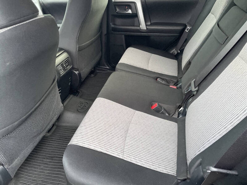 2017 Toyota 4Runner SR5