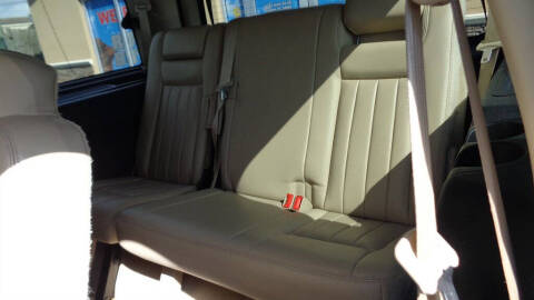 2005 Lincoln Navigator Luxury