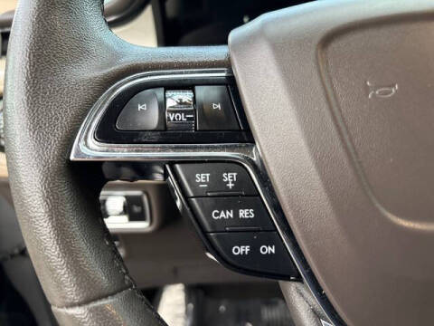 2022 Lincoln Nautilus Standard