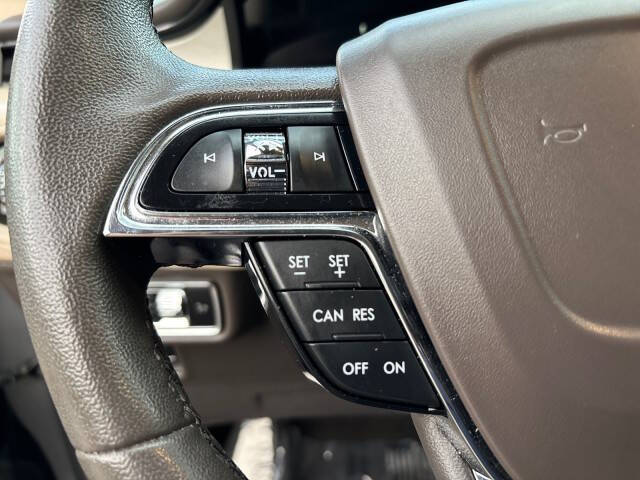 2022 Lincoln Nautilus Standard