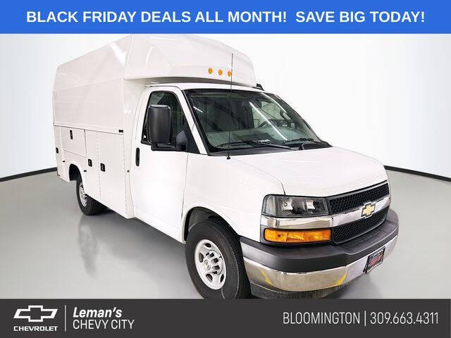 2025 Chevrolet Express Cutaway Base's photo