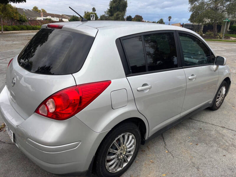 2010 Nissan Versa 1.8 S