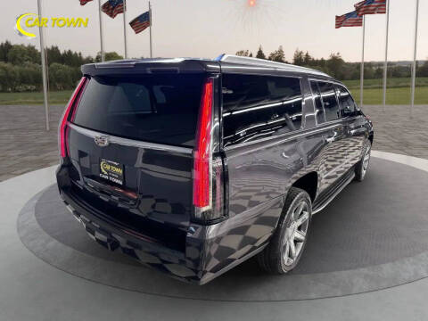 2016 Cadillac Escalade ESV Luxury Collection