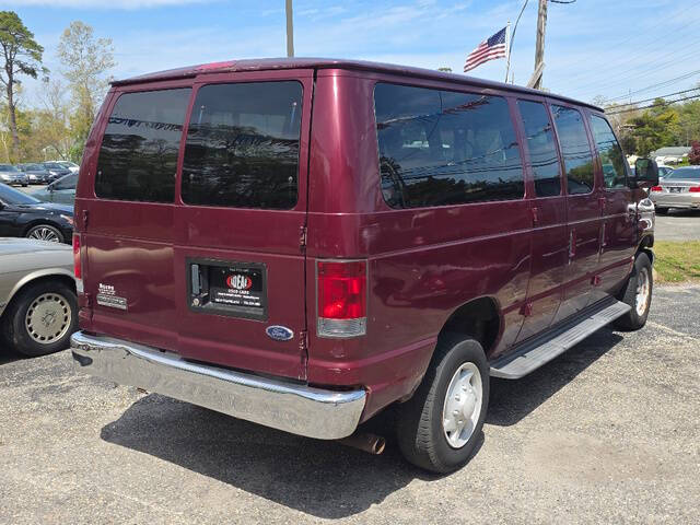 2006 Ford E-Series E-350 SD XLT
