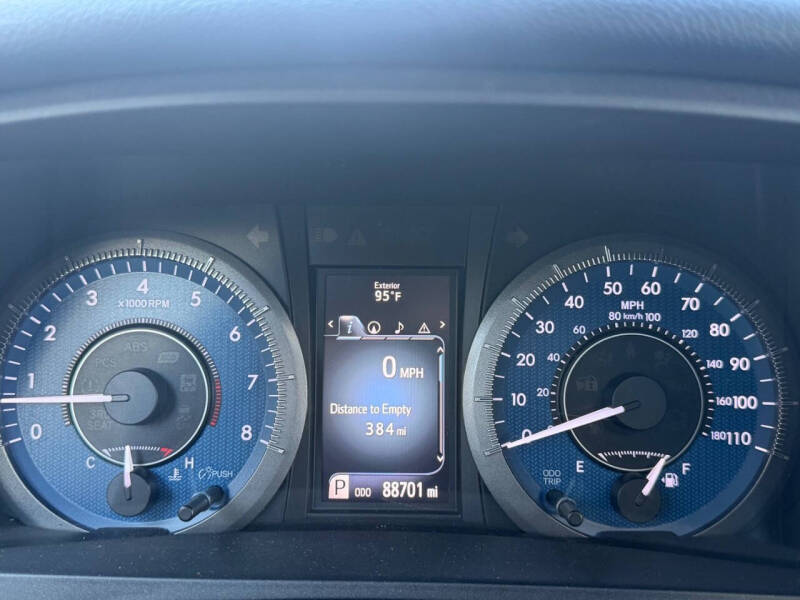 2017 Toyota Sienna XLE 8-Passenger