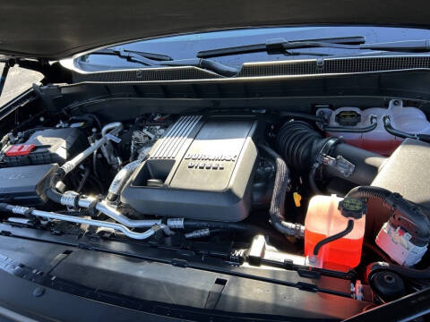 2025 Chevrolet Tahoe RST