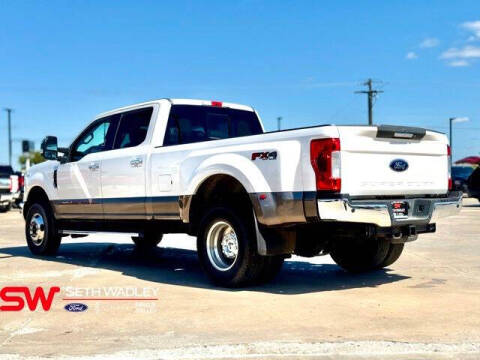 2019 Ford F-350 Super Duty Lariat