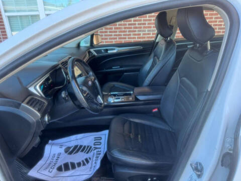 2018 Ford Fusion Hybrid SE