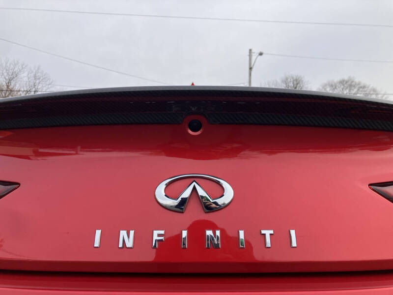 2017 Infiniti Q60 Red Sport 400