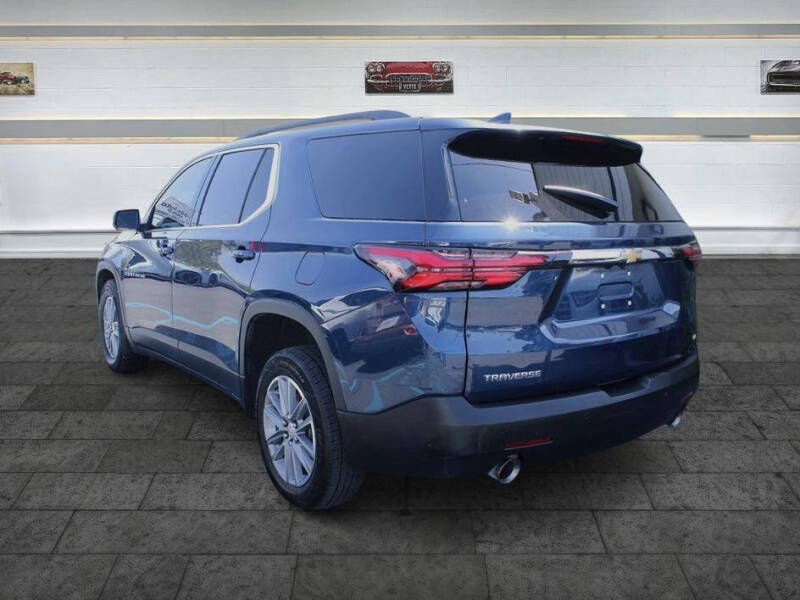 2022 Chevrolet Traverse LT Cloth