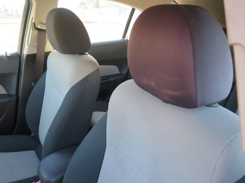 2011 Chevrolet Cruze LS