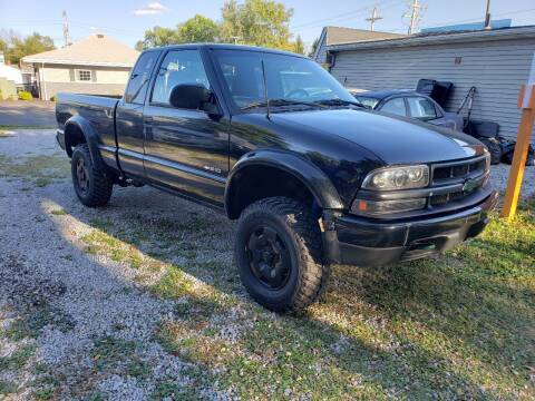2003 Chevrolet S-10 for sale at MEDINA WHOLESALE LLC in Wadsworth OH