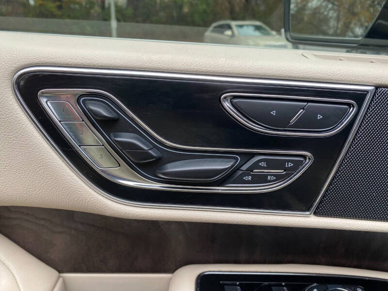 2019 Lincoln Navigator L Reserve