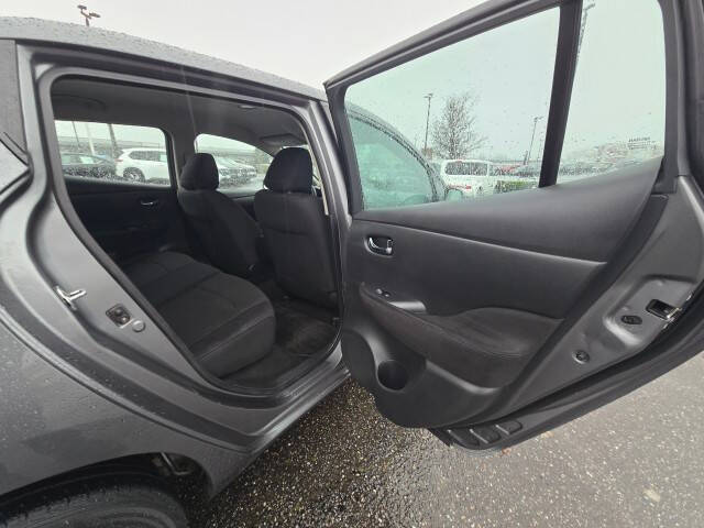 2016 Nissan LEAF S-24