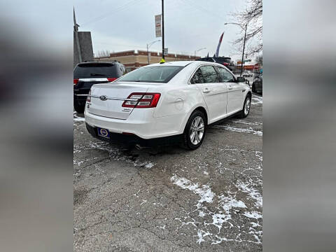2013 Ford Taurus SEL