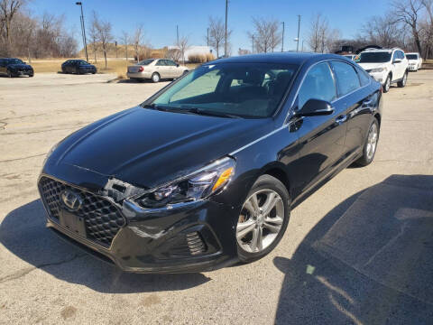 2018 Hyundai Sonata for sale at Apollo Motors INC in Chicago IL