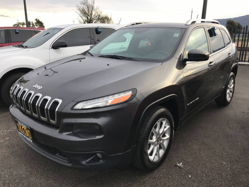 2014 Jeep Cherokee for sale at Soledad Auto Sales in Soledad CA