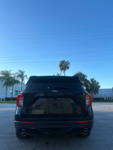 2022 Ford Explorer ST-Line