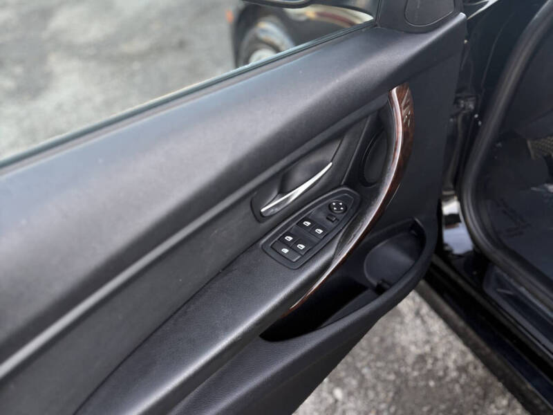 2014 BMW 3 Series 320i xDrive