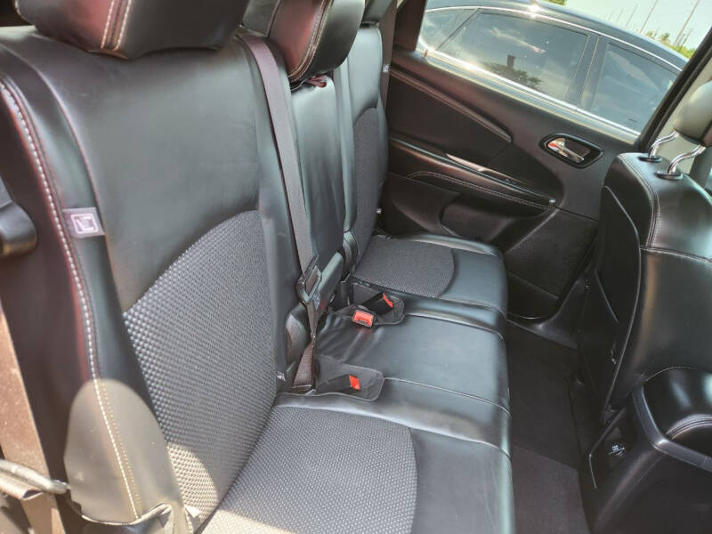 2018 Dodge Journey Crossroad