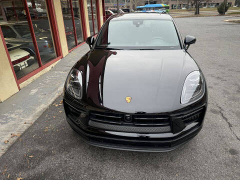 2023 Porsche Macan S