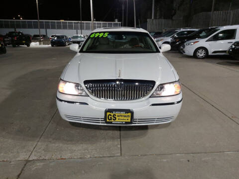 2003 Lincoln Town Car Signature