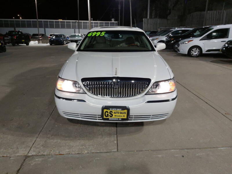 2003 Lincoln Town Car Signature