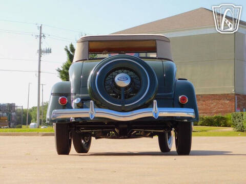 1934 Ford Roadster