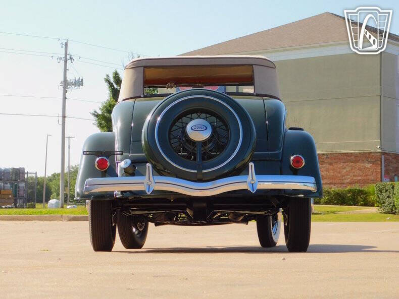 1934 Ford Roadster