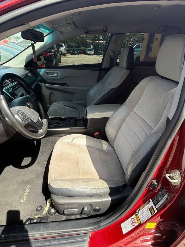 2016 Toyota Camry XSE