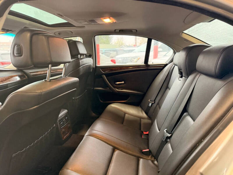 2008 BMW 5 Series 528i