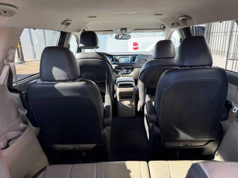 2018 Kia Sedona