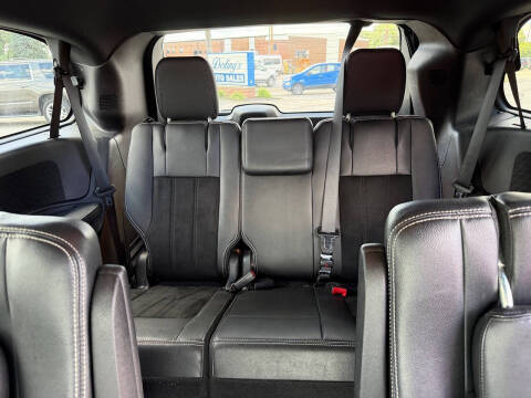 2016 Dodge Grand Caravan SXT Plus