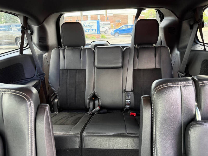 2016 Dodge Grand Caravan SXT Plus