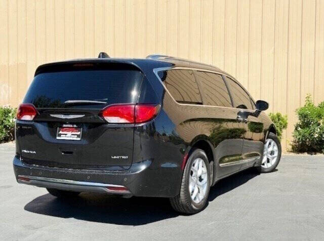 2020 Chrysler Pacifica Limited