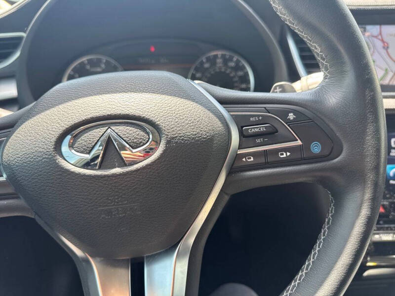2019 Infiniti QX50 Essential