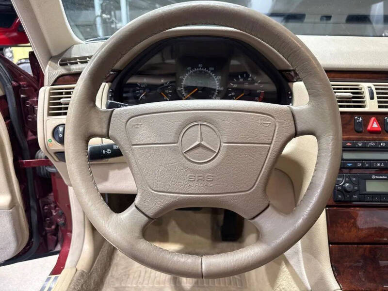 1999 Mercedes-Benz E-Class E 320