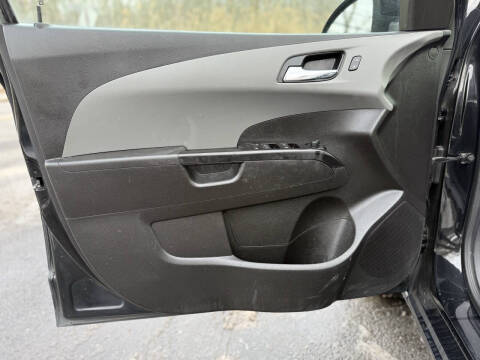 2019 Chevrolet Sonic LT Auto