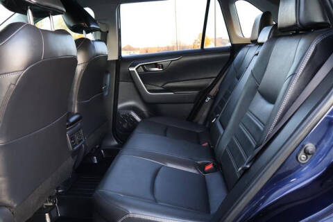 2022 Toyota RAV4 Hybrid XLE Premium