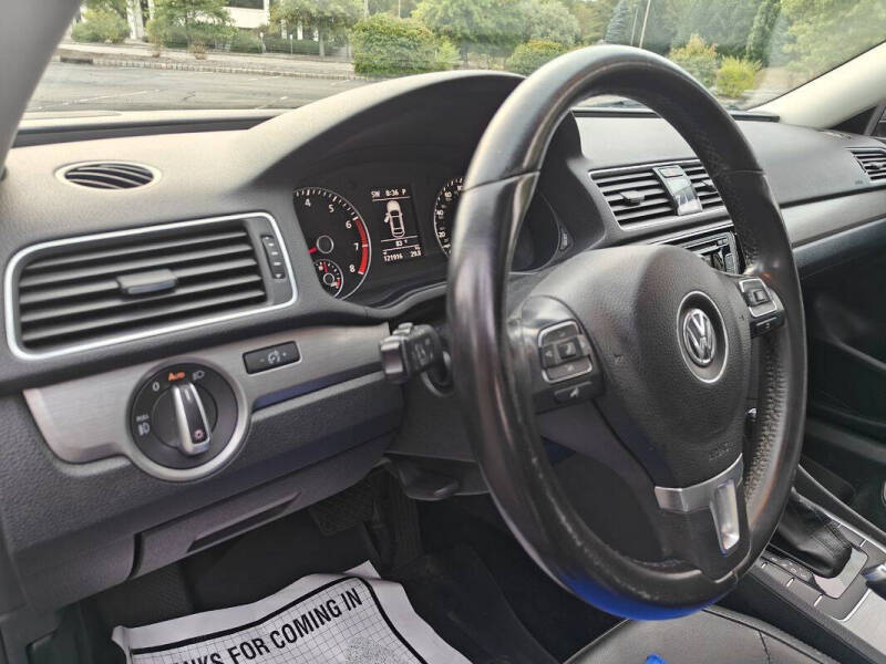 2015 Volkswagen Passat