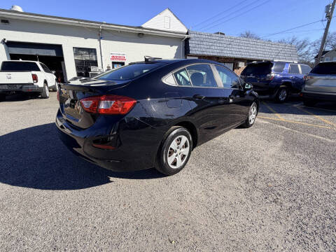 2018 Chevrolet Cruze LS Auto