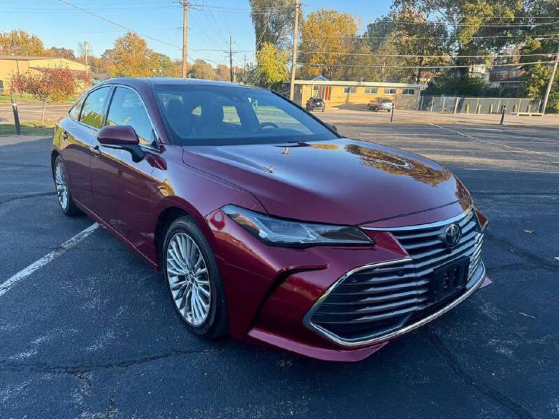 2019 Toyota Avalon for sale at Premium Motors in Saint Louis MO