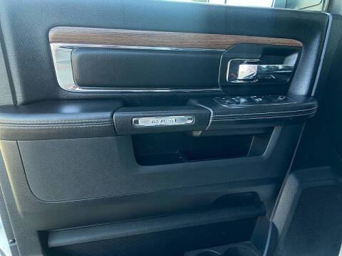 2017 RAM 1500 Laramie