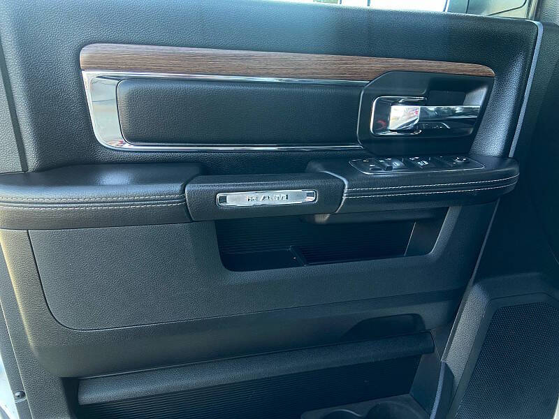 2017 RAM 1500 Laramie