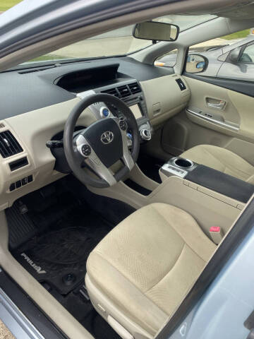 2014 Toyota Prius v