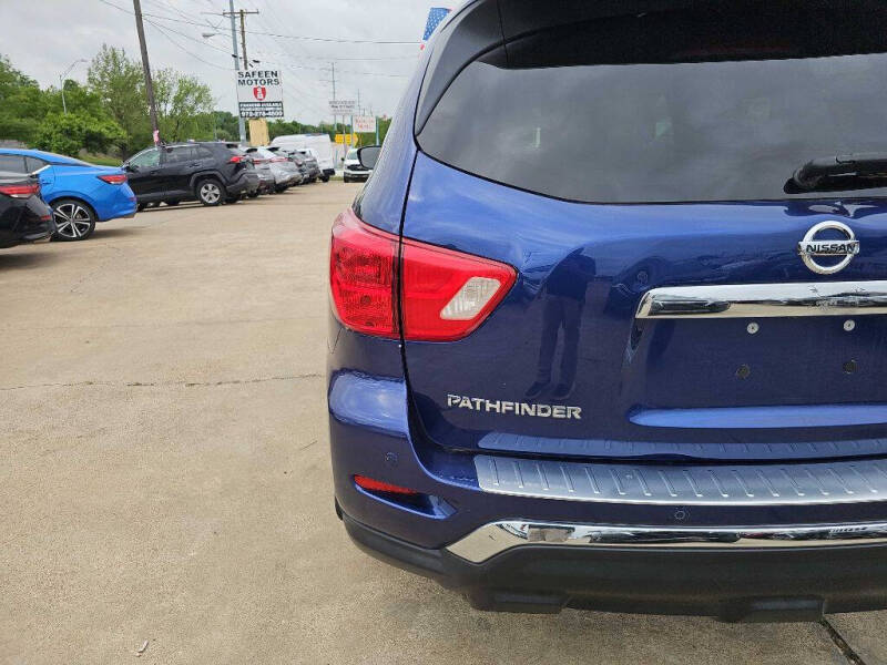 2020 Nissan Pathfinder SV