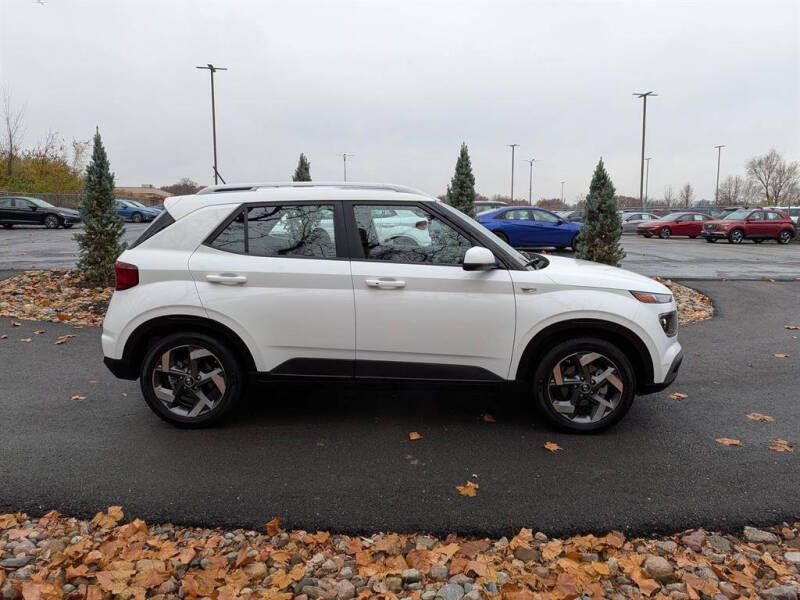 2024 Hyundai Venue SEL