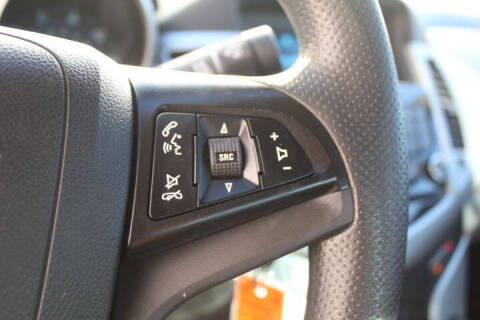 2013 Chevrolet Cruze LS Auto